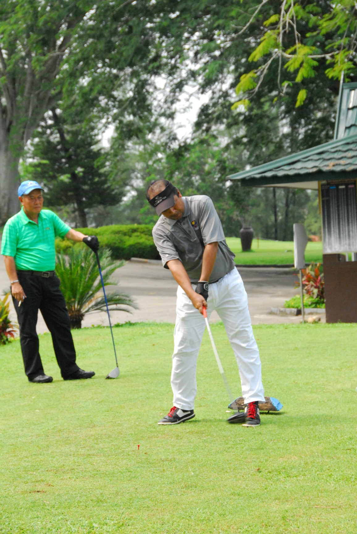 PRO15 157 GOLF DSC 0448.JPG